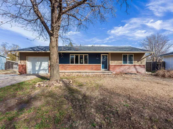 314 West St, Halstead, KS 67056