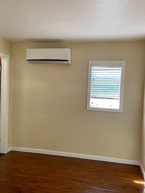 1st image of 5143 1/2 Rockland Ave