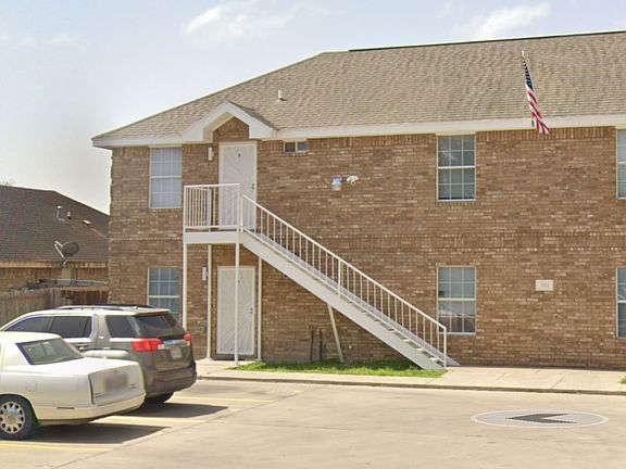 3rd image of 1313 N Sal St APT 1