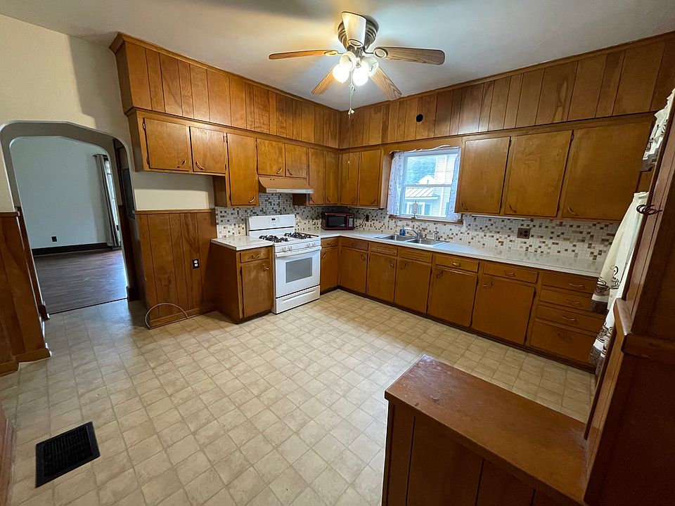 Kitchen. Stove & microwave come with if renter want.
