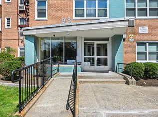 98 DeHaven Drive #2B, Yonkers, NY