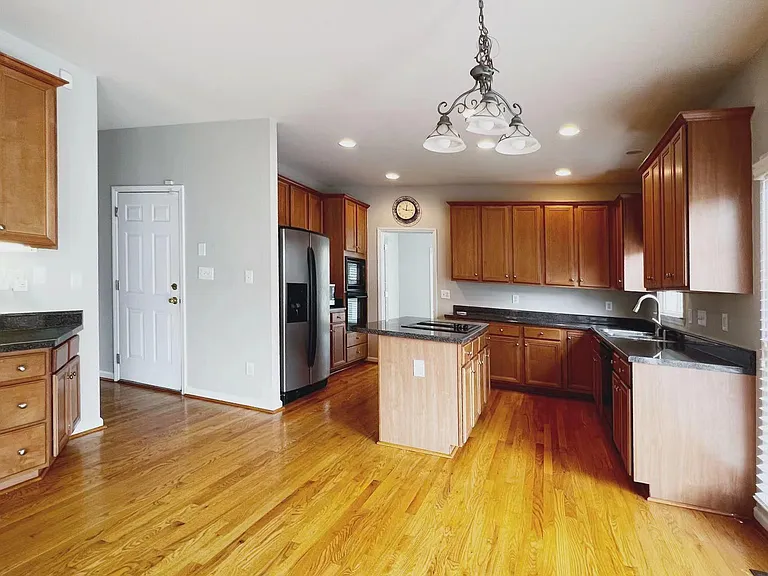 314 Hardwick Dr — Photo 13