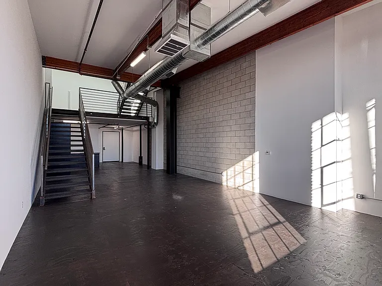 4020 Avalon Blvd #210 — Photo 19