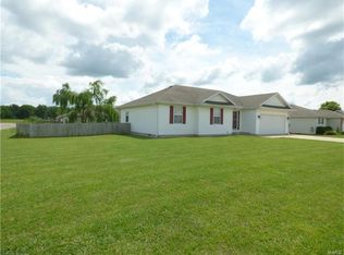 1116 Orchard Dr, Lebanon, MO 65536