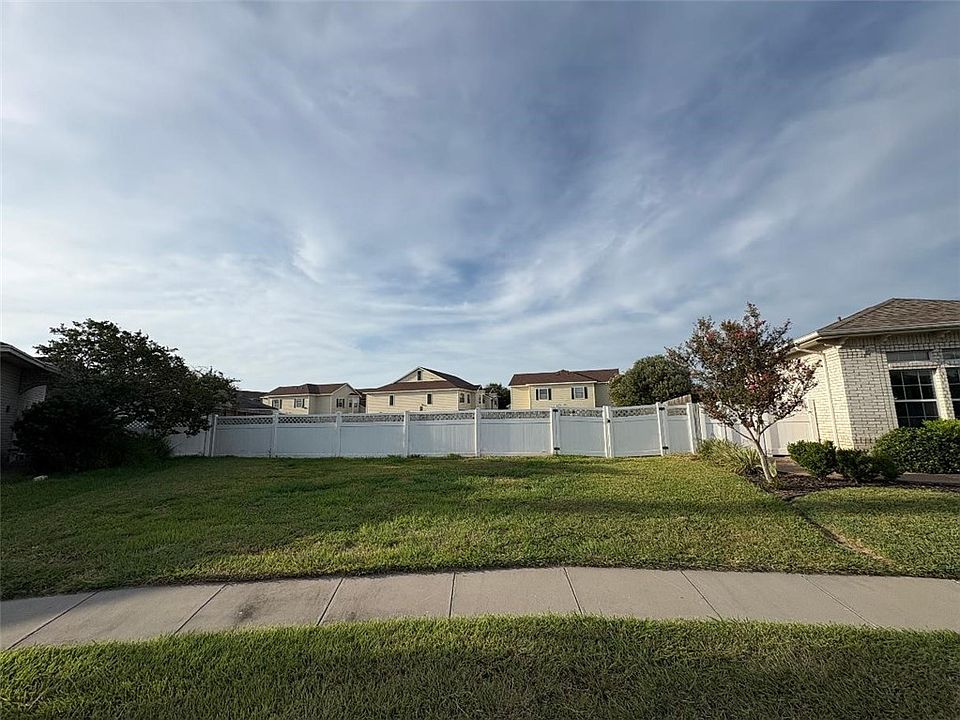 2nd image of 5802 English Ln