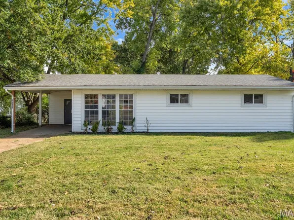 4416 Saint William Ct, Saint Louis, MO 63134