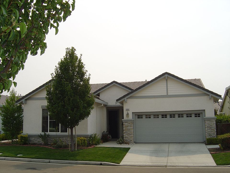 Beautiful Summerset Orchards Home