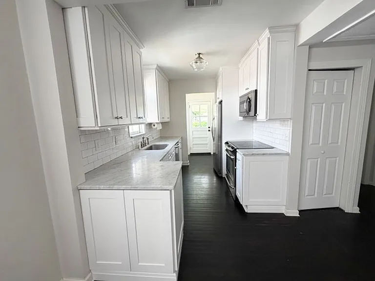 4743 Kerle St — Photo 5