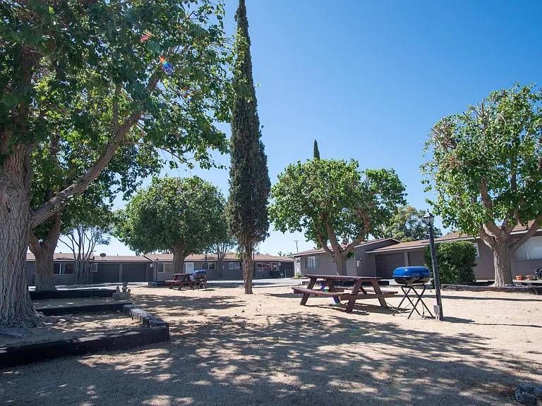 57373 Yucca Trl — Photo 16