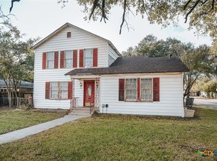 1707 N Jecker St, Victoria, TX 77901