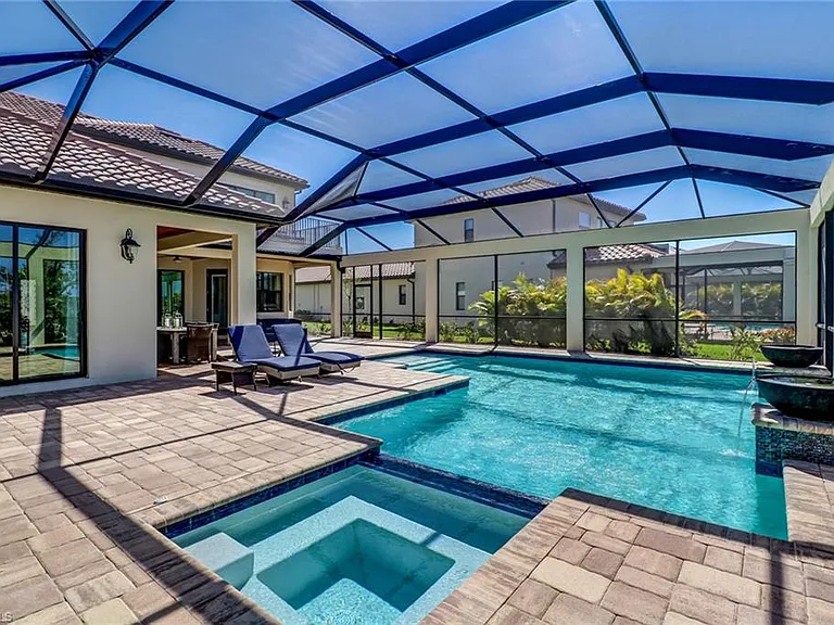 9902 Corso Bello Dr — Photo 42