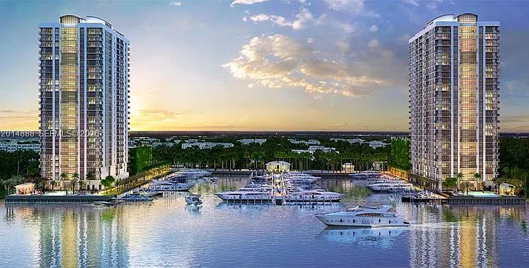 17111 Biscayne Blvd #Penthouse 2 — Photo 1