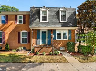 7042 Leestone St, Springfield, VA 22151