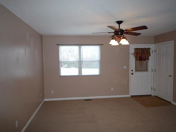 2nd image of 2007 Ona Dr