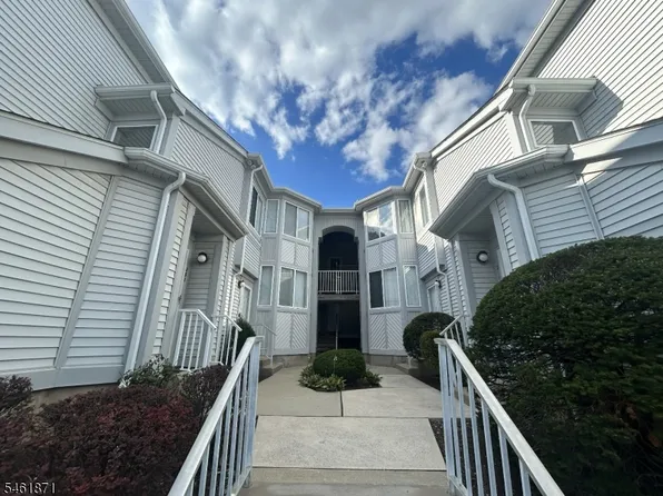 204 Jesse Way, Piscataway Twp., NJ 08854