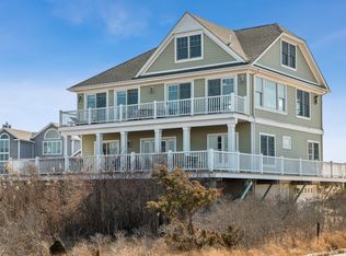 902 Dune Rd, Westhampton Beach, NY 11978