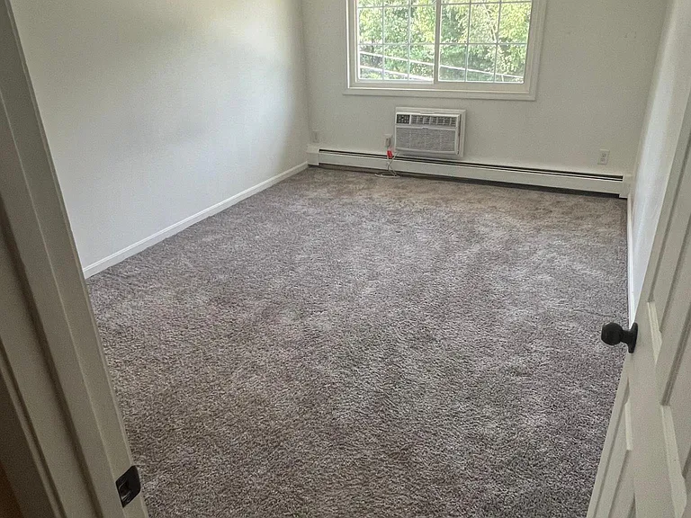379 Huse Rd #37 — Photo 19