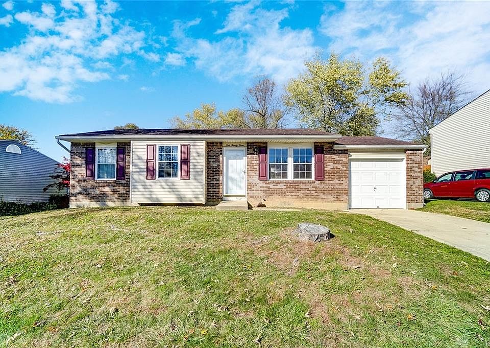 1st image of 123 Schloss Ln
