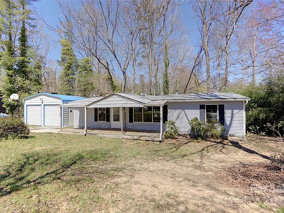 2nd image of 13 Woodscape Dr