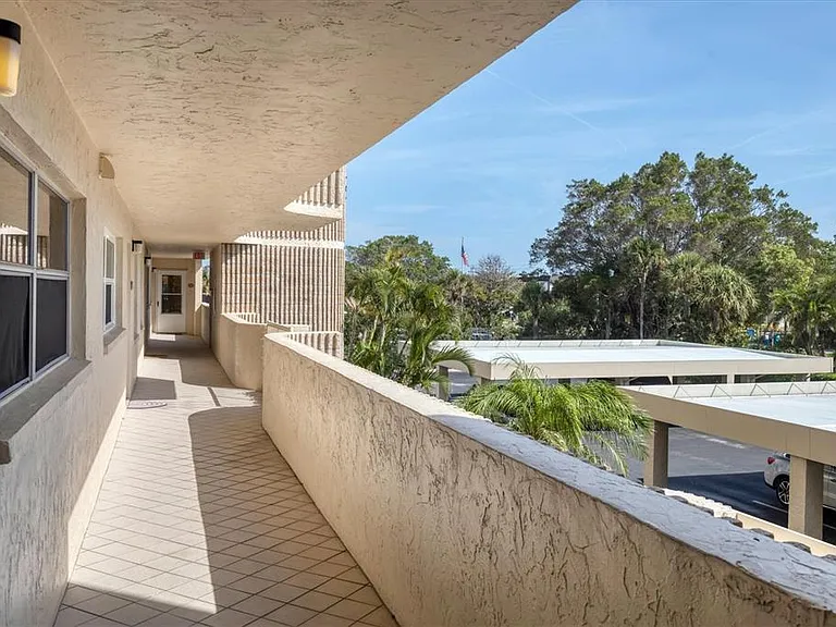 4325 Gulf Of Mexico Dr #208 — Photo 3