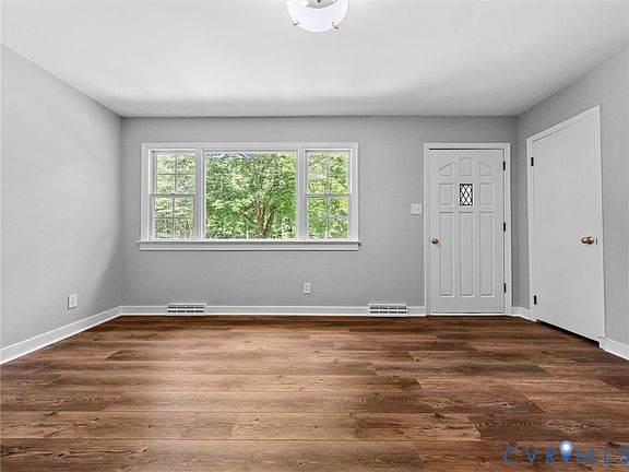 4th image of 3075 Judes Ferry Rd