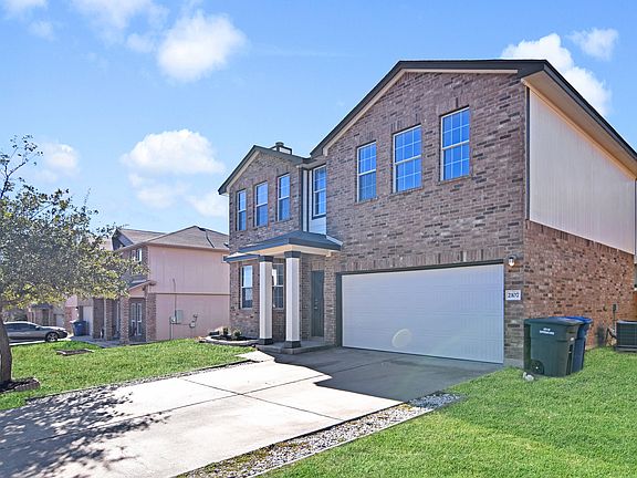 3rd image of 2107 Ryan Dr