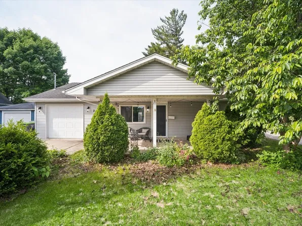 221 Clay St, Montgomery, IL 60538