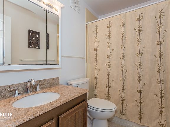 3rd image of 78-6800 Alii Drive #1303