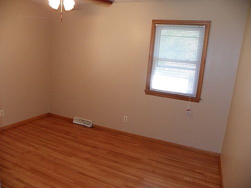 5th image of 2104 Orange Ave E