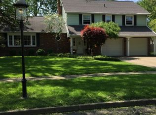 69 Kenton Pl, Hamburg, NY 14075