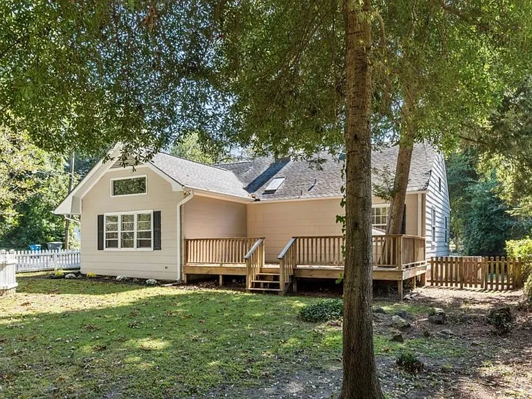400 Rush Rd — Photo 34