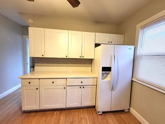 3rd image of 4820 N Kentucky Ave