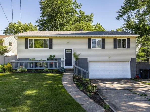 4560 Center Rd, Brunswick, OH 44212