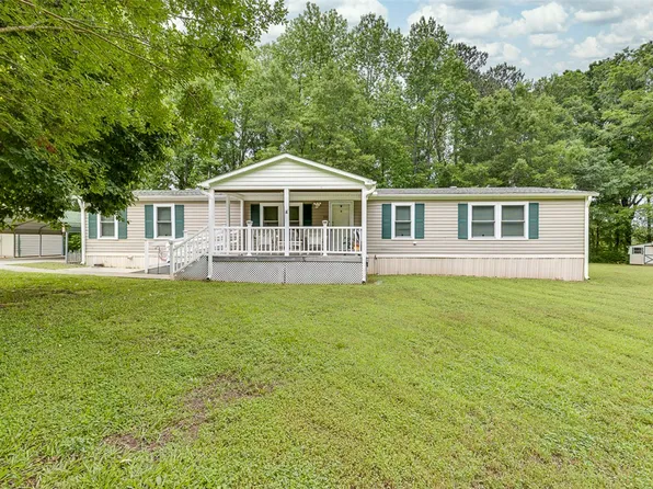 111 Jason Dr, Belton, SC 29627