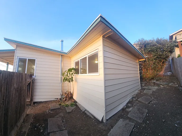2636 Ironwood Ave — Photo 8