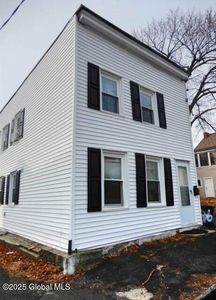 36 Farm Street, Troy, NY, 12180