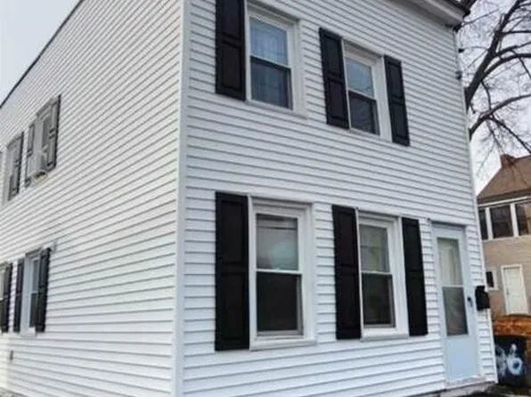 36 Farm St, Troy, NY 12180