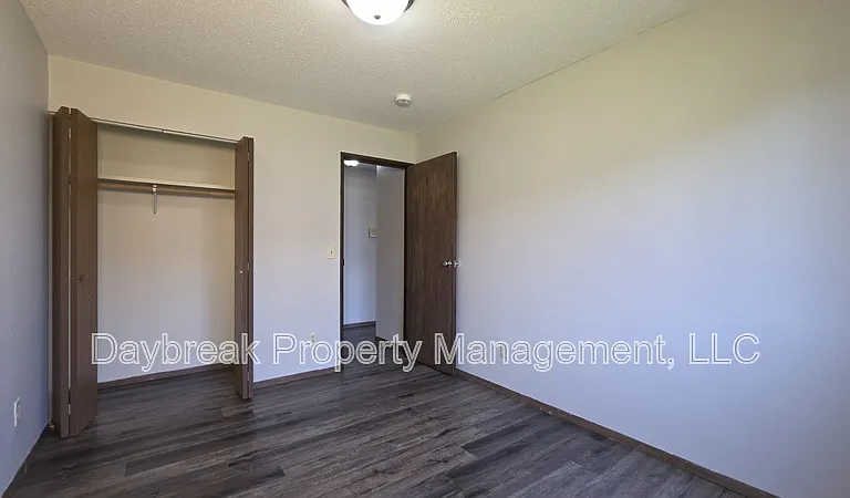 2408 3rd Ave N #12 — Photo 14