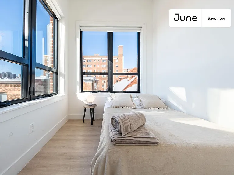 2147 P St NW — Photo 18