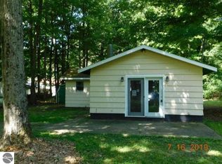 2610 Bialik Rd, Manistee, MI 49660