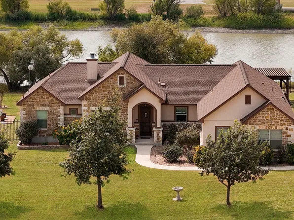 16010 Lake Shore, Lytle, TX 78052