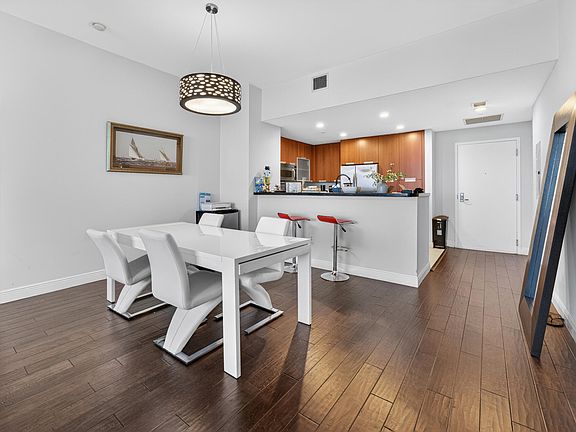 5th image of 7901 Hispanola Avenue #807