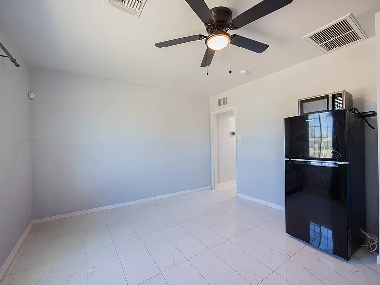 4001 N 15th Avenue, Phoenix Az — Photo 8