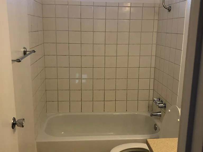 3485 Columbia Ave — Photo 6