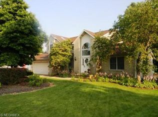2778 Sutherland Cir NW, North Canton, OH 44720