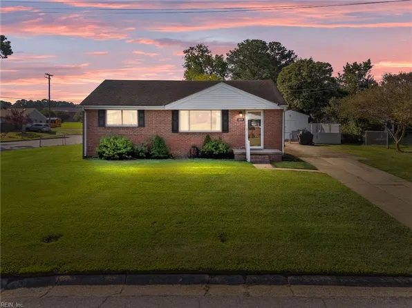 317 Sequoia Rd, Portsmouth, VA 23701
