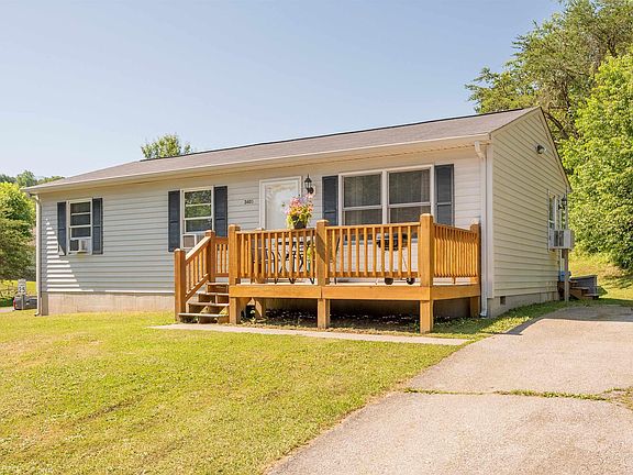 2nd image of 3401 Brookside Dr