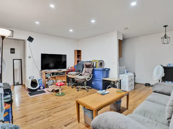 7017 Columbia Avenue image 3 of 8