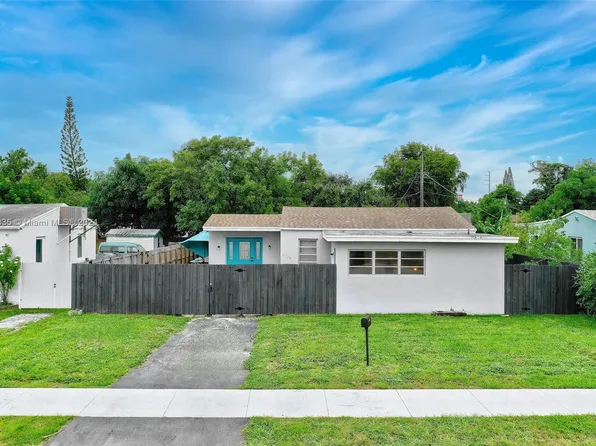 2123 Plunkett St, Hollywood, FL 33020