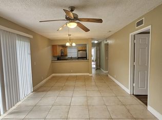 1561 Windorah Way APT A, Royal Palm Beach, FL 33411